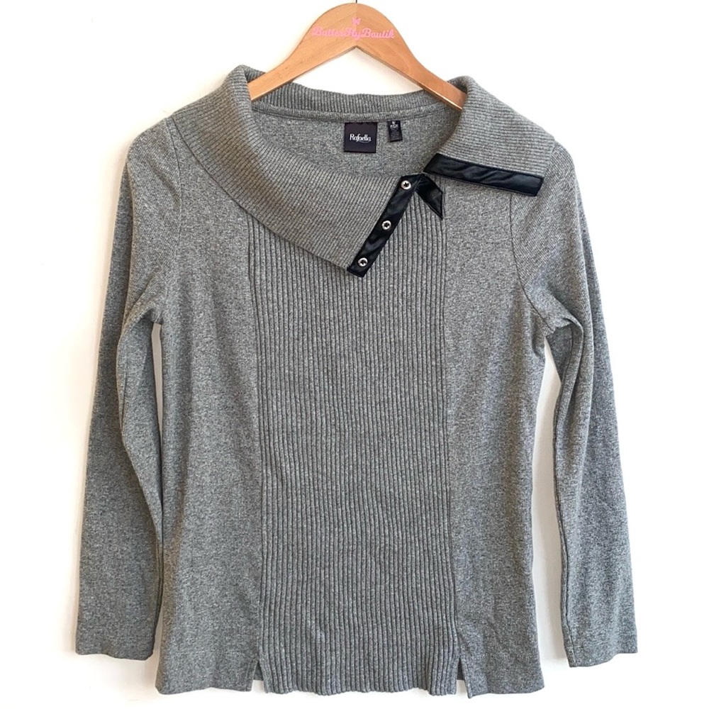 (BN49) Rafaella Sweater Gray with Black Faux Leather Trim, Size Small